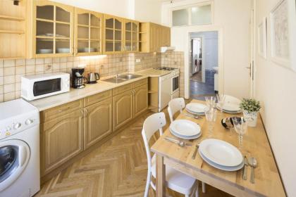 Old Town - Templova Apartments - image 10