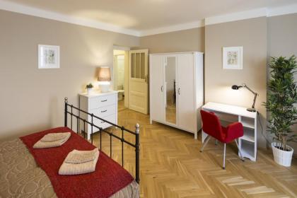 Old Town - Templova Apartments - image 13