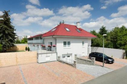 Pension Zličín - image 1