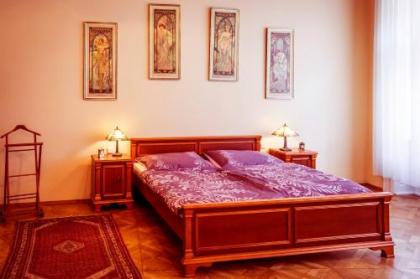 Apartment Vodičkova 11 - image 2