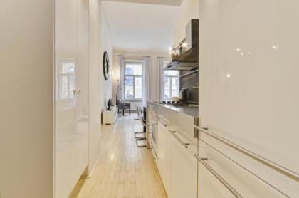 Historic Centre Apartments VI - image 12