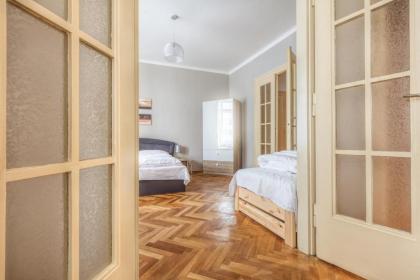 Modern Apartment Biskupska - image 12