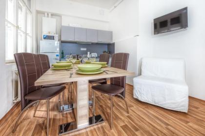 Modern Apartment Biskupska - image 3