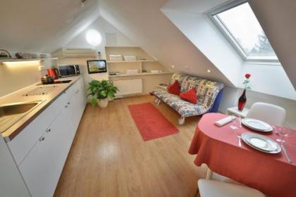 A. V. Pension Praha - image 15