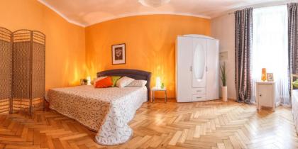 Modern apartment Michalska 6 - image 20