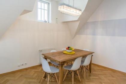 Luxury Apartment Maiselova - image 17