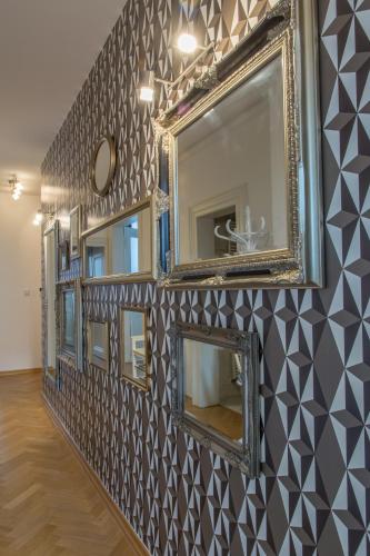 Luxury Apartment Maiselova - image 5