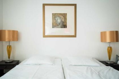 Charles Bridge Hostel & Apartments - image 2
