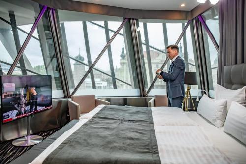 Dancing House - Tančící dům hotel - image 4