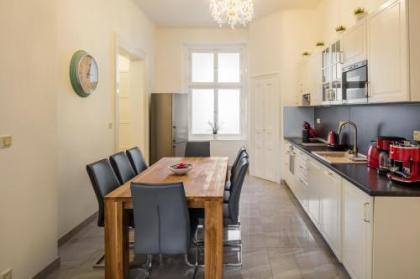 Masna 19 Old Town Apartment - image 14