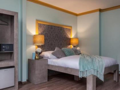 Gorgeous Prague Rooms - image 15