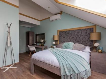 Gorgeous Prague Rooms - image 17