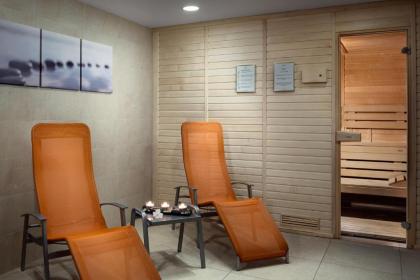 COSMOPOLITAN Hotel Prague - image 4
