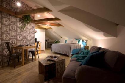 Romantic Studio in Old Town Prague - image 2