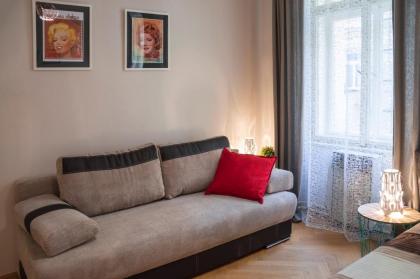 Modern Apartment Zlatnicka 8 - image 13