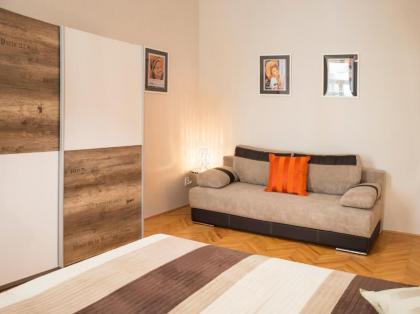 Modern Apartment Zlatnicka 8 - image 2