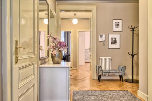 Milosrdnych Apartments - image 7