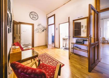 Harry Potter's apartment in Prague center - image 17