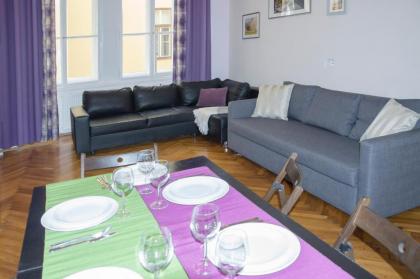 Apartment Jindrisska 25 - image 11
