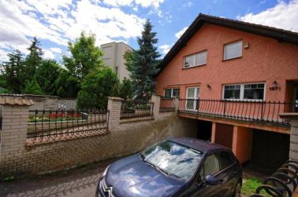 Cozy Gardens Apartments in Prague - image 10