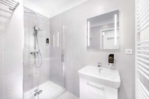 DownTown Suites Belohorska - image 4