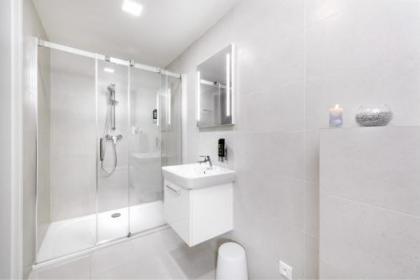 DownTown Suites Belohorska - image 8