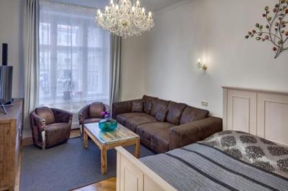 Dusni 13 Old Town Apartment - image 1