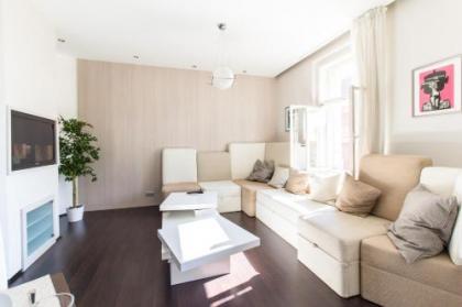 Stylish apartment at Žižkov - image 10