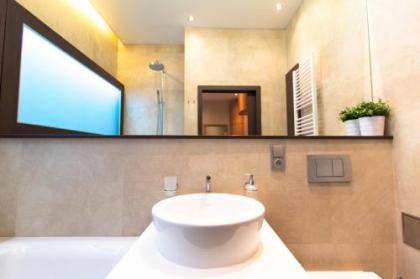 Stylish apartment at Žižkov - image 4