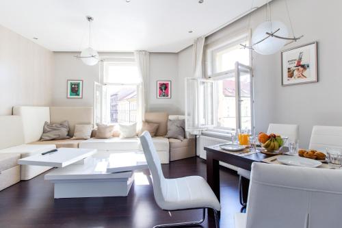 Stylish apartment at Žižkov - image 6