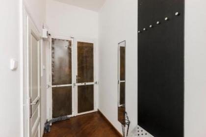 Supercosy Apartment at Žižkov - image 14
