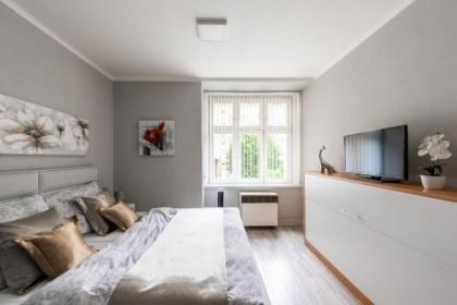 City apartment Slezská - image 17