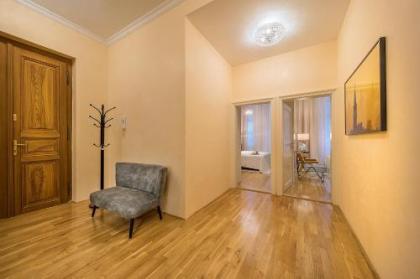 Luxurious Apartments Ujezd - image 9