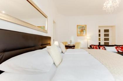 Old Town Square Royal Apartment - image 10