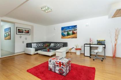 Central Riverside Apartments - image 3