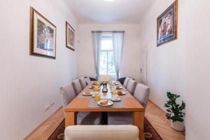 Central Riverside Apartments - image 8