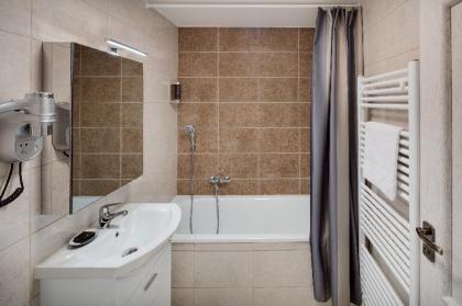 Louren Apartments - image 12