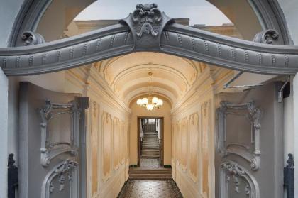 Louren Apartments - image 7
