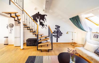 4BR 3BATH BALCONY central Harry Potter penthouse - image 4