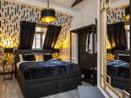 Golden Prague Rooms - image 6