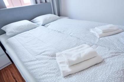 Apartment Molakova - image 13