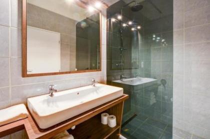 Historic Centre Aparthotel X - image 15