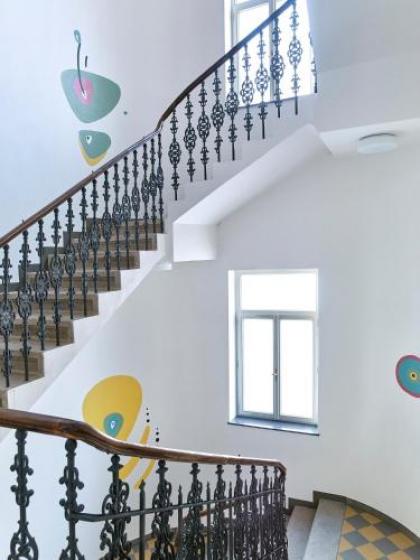 DownTown Suites Jugoslavska - image 11