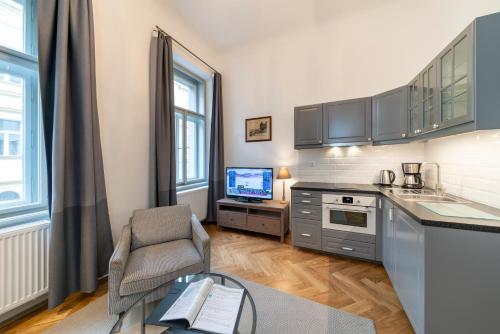 Old Town - Skorepka Apartments - image 2
