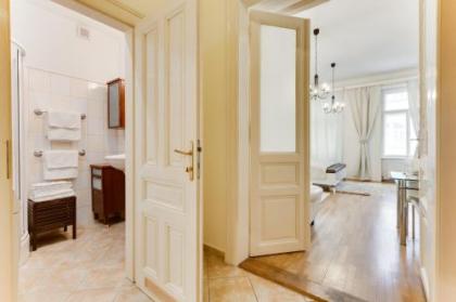 Diamond Riverside Apartment in the Heart of Prague - image 5