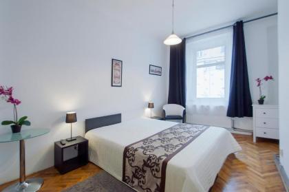 Modern Apartment Skolska 20 - image 1