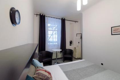 Modern Apartment Skolska 20 - image 15