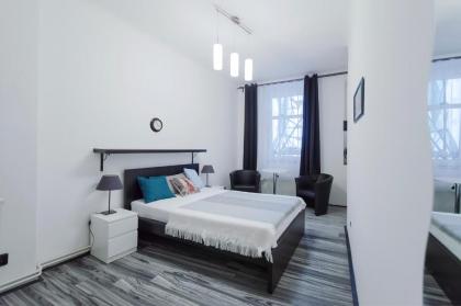Modern Apartment Skolska 20 - image 16