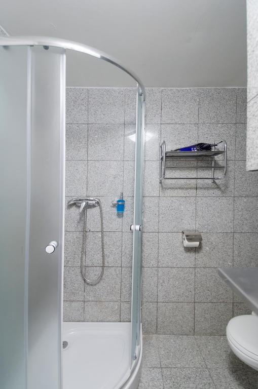 Modern Apartment Skolska 20 - image 3