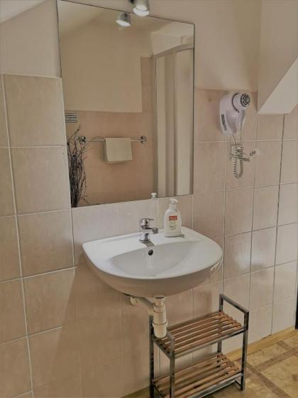 Auspicie Apartment - image 5